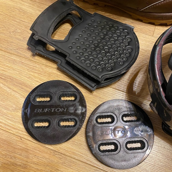 Vintage Burton P1 Snowboard Bindings & THIRTYTWO Boots - Picture 5 of 9